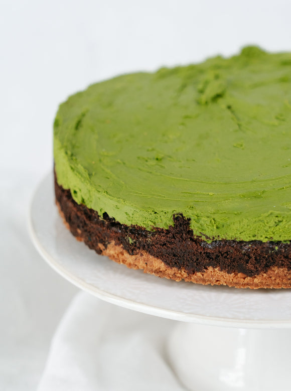 Mactha Chocolate cake. Tarta de matcha y chocolate de the little big cafe 